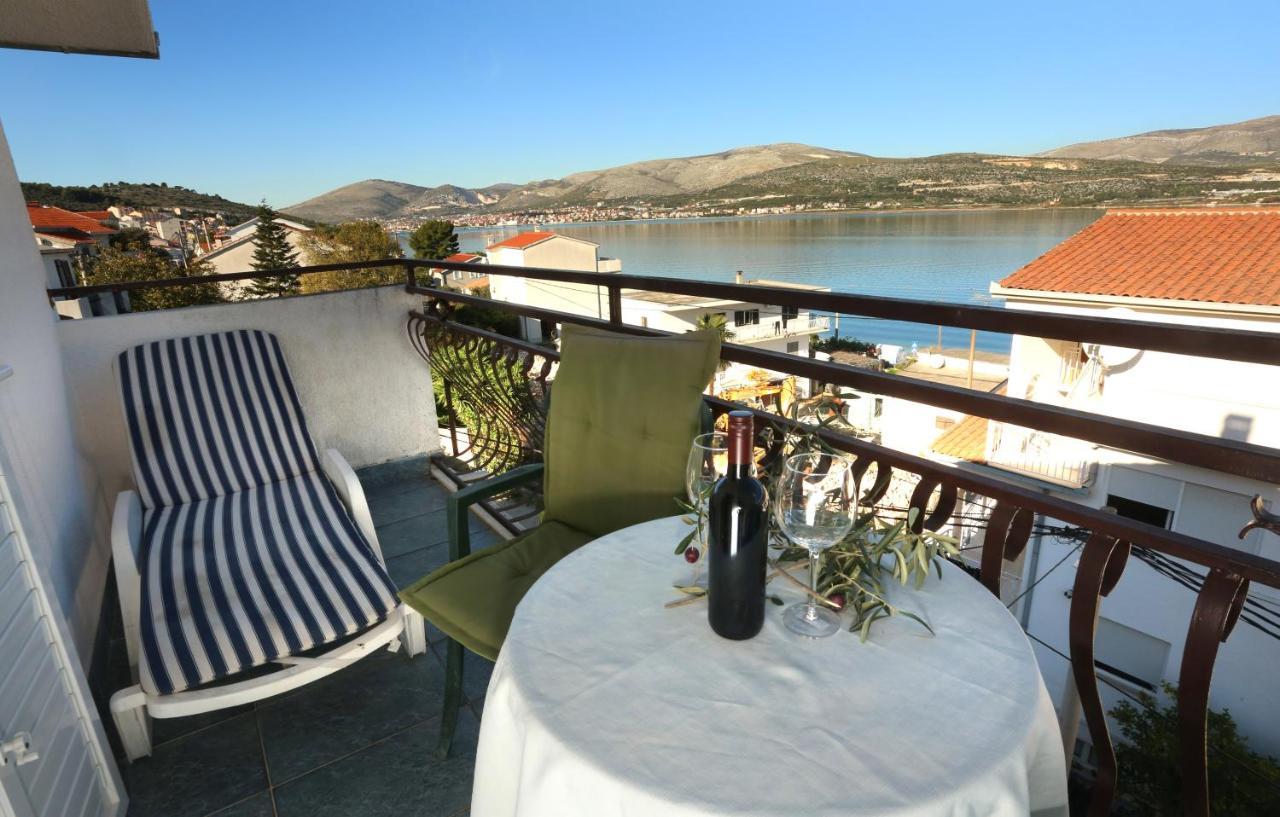 Apartments Sikirica Trogir Bagian luar foto