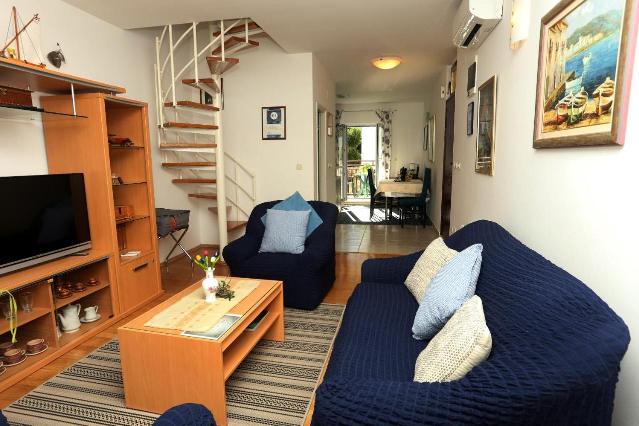 Apartments Sikirica Trogir Bagian luar foto